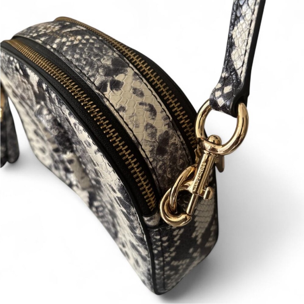 Marc Jacobs Shutter snakeskin-embossed leather crossbody bag. - Picture 3 of 9